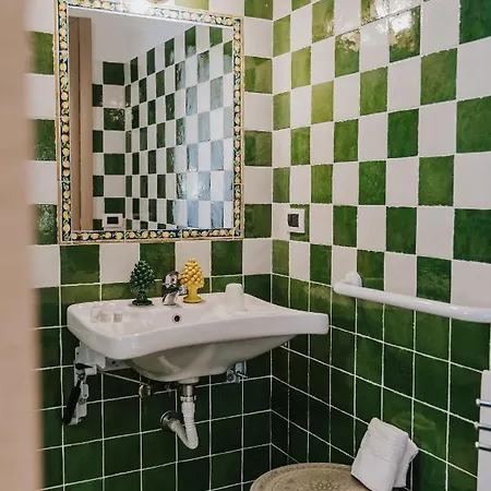 Domus Cese Maison d'hôtes *