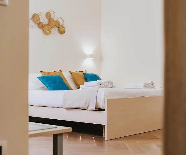 Guest house Domus Cese 4*